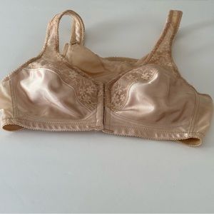 Exquisite  Form Sz 34 B unpadded unwired tan Bra back closure Lace detail